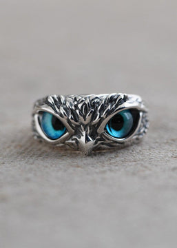 Blue-Eyed Raptor Ring